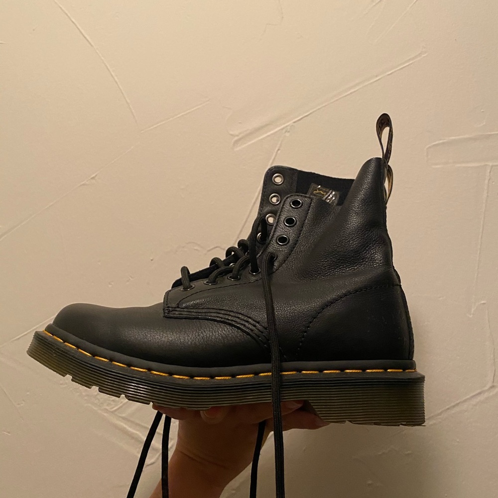 Dr Marten 7 size